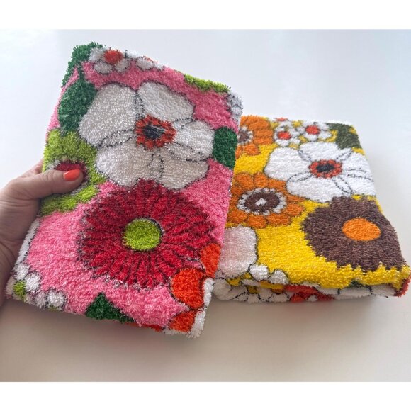 Vintage 70s towel, choice between pink/red or orange/brown daisies - Picture 9 of 9